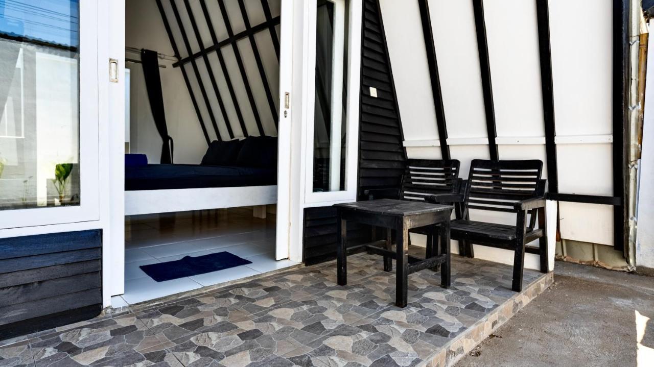 Sanctum Dive Bungalows With Private Pool 길리트라왕안 외부 사진
