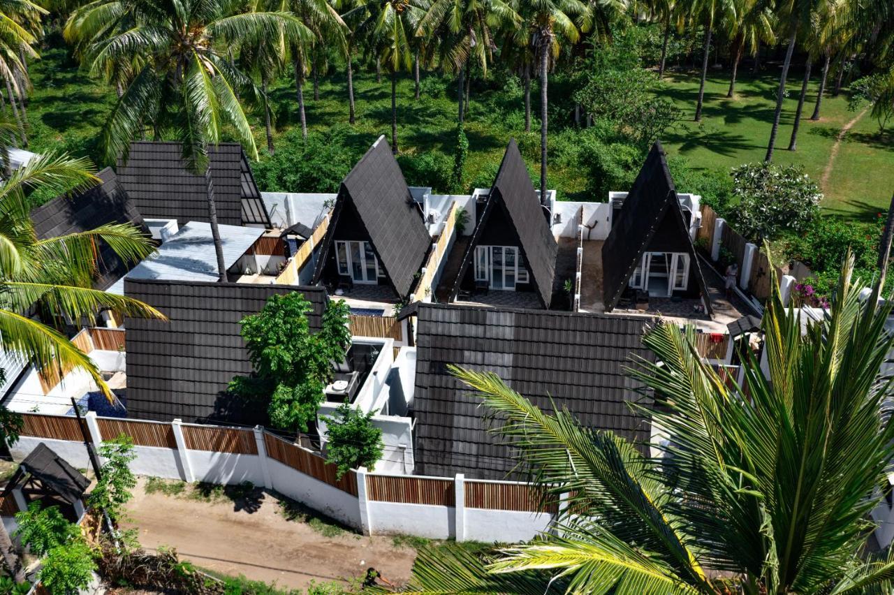 Sanctum Dive Bungalows With Private Pool 길리트라왕안 외부 사진
